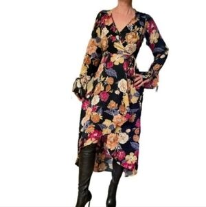 NWT Band Of The Free Jewel Floral Wrap Dress